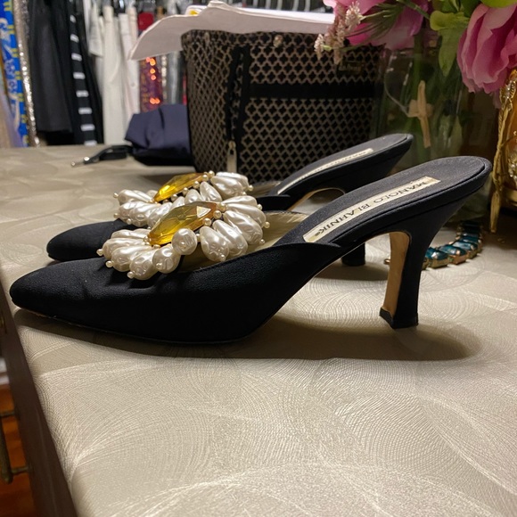 Vintage Manolo Blahnik shoes - Picture 4 of 4